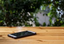 Toxins Your Smartphones are Shedding