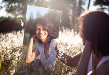 How the Word “I” Changes Brain-Self Relativity